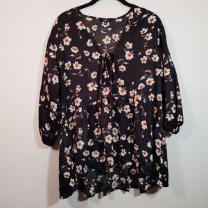 Lucca Floral Lace Up Boho Flowy Blouse M